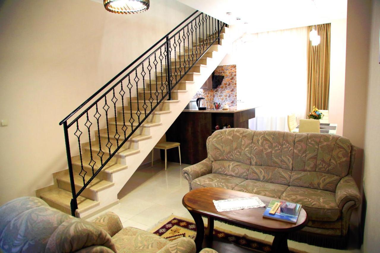 Family Apartments تبليسي المظهر الخارجي الصورة